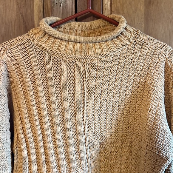 Capezio zip tunic sweater - Picture 2 of 4